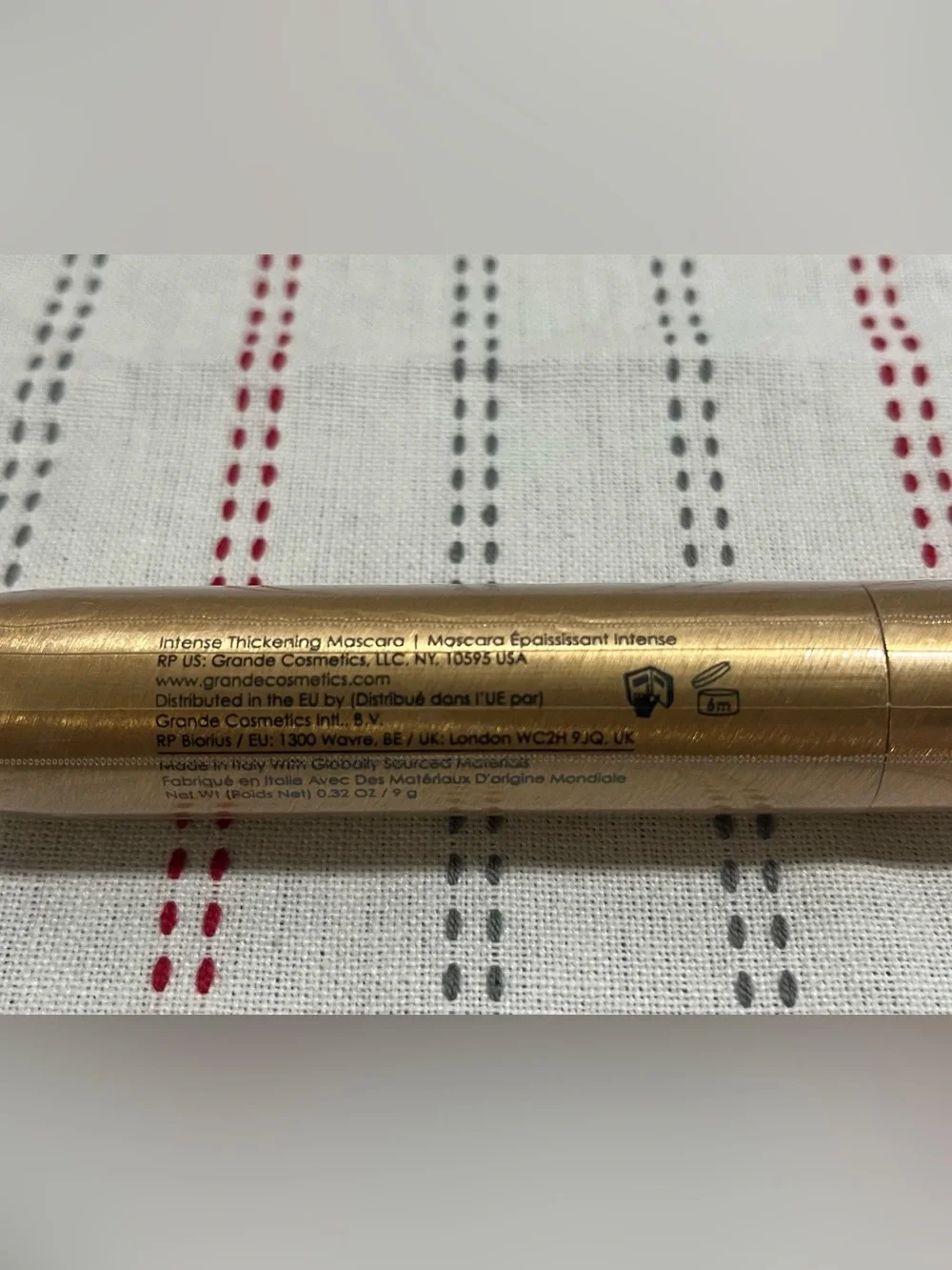 Intense Thickening Mascara – Gold